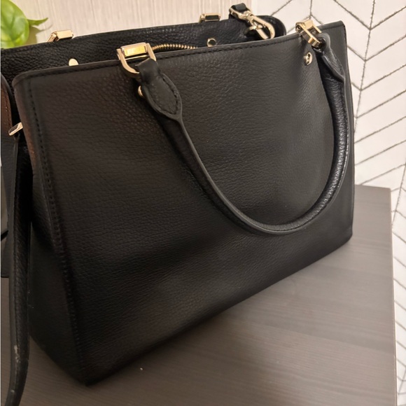 Kate Spade Leila pebbled leather (triple compartment) handbag in Black - Picture 3 of 4